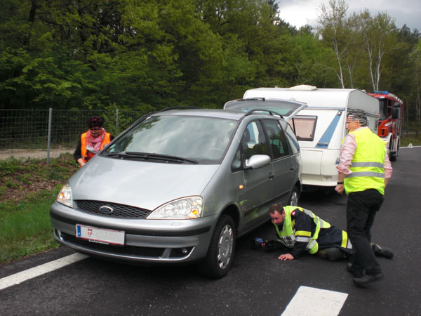 fahrzeugbrand s4_08.04.2014