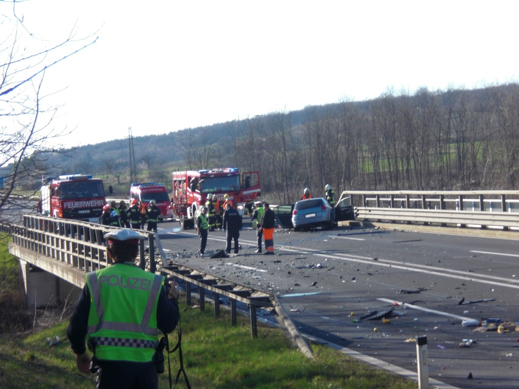 Schwerer Verkehrsunfall auf S4 (16.03.2020)